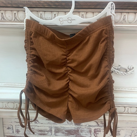 Scrunch shorts - Picture 1 of 4